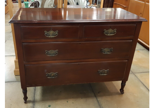 Edwardian Mahogany 2 Over 2 Chest Of Drawers On Ceramic Casters