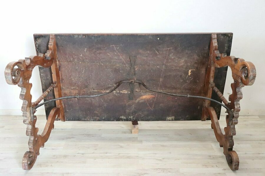 Antique Dining Table In Cherry Wood, 1600s | Vinterior