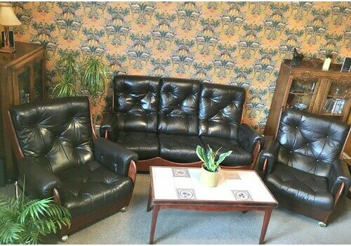 G Plan, Saddleback Suite In Dark Brown Leather And Teak