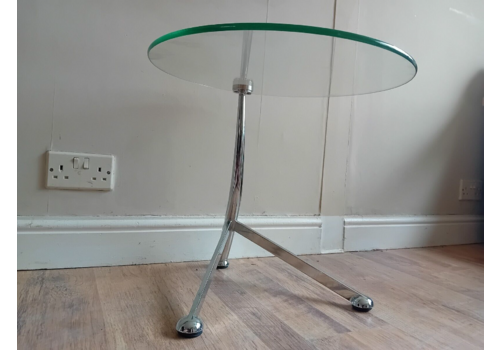 Superb Italian Glass Sohome Minimalist Drinks /Cocktail/Side/ Coffee Table