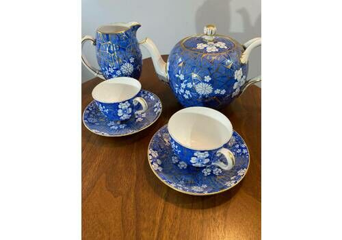 19th Century Copland Spode Tea Set. Gilded Cracked Ice And Prunus