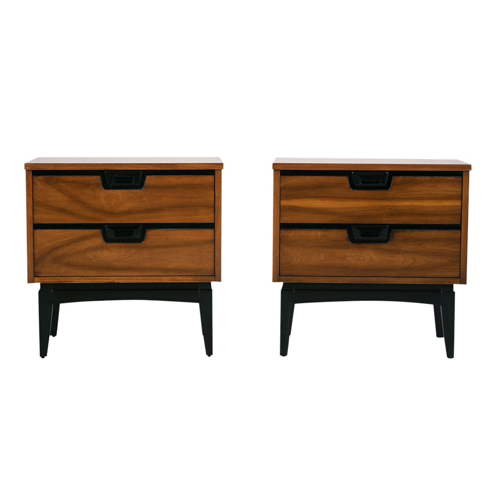 Pair Of Mid Century Modern Nightstands Pair of Mid century modern nightstand