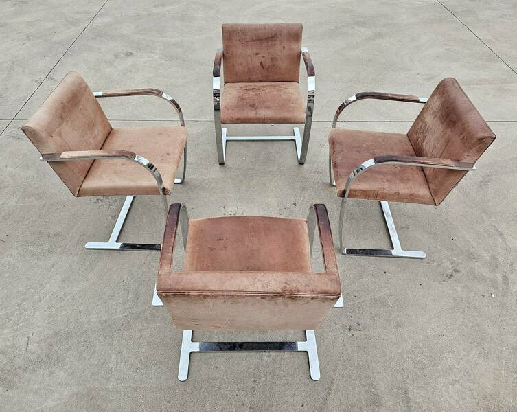 Set Of 4 Mid Century Modern Dining Chairs Designed By Mies Van Der Rohe