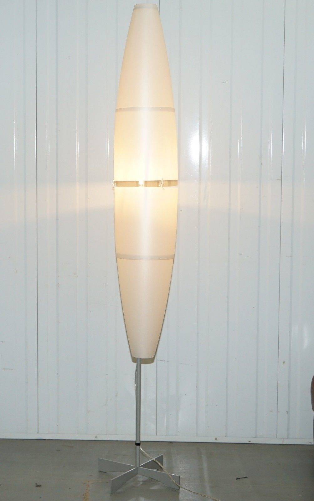 Floor Standing Lamp 173 Cm Tall With Cool Shade Distributes The