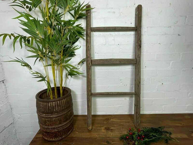 Vintage Rustic French Wooden Wall Ceiling Hanging Towel Rail Display