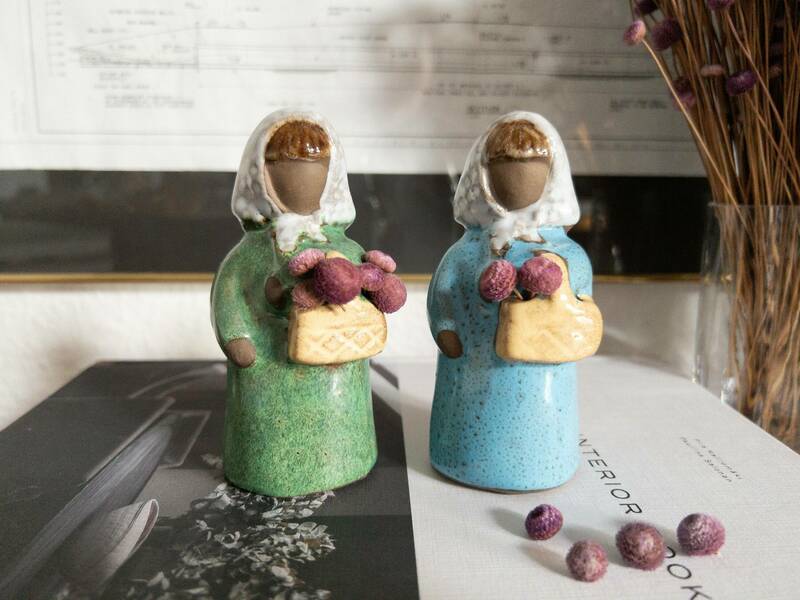 Jie Gantofta Sweden Figurine Girl Holding A Basket Figure | Vinterior