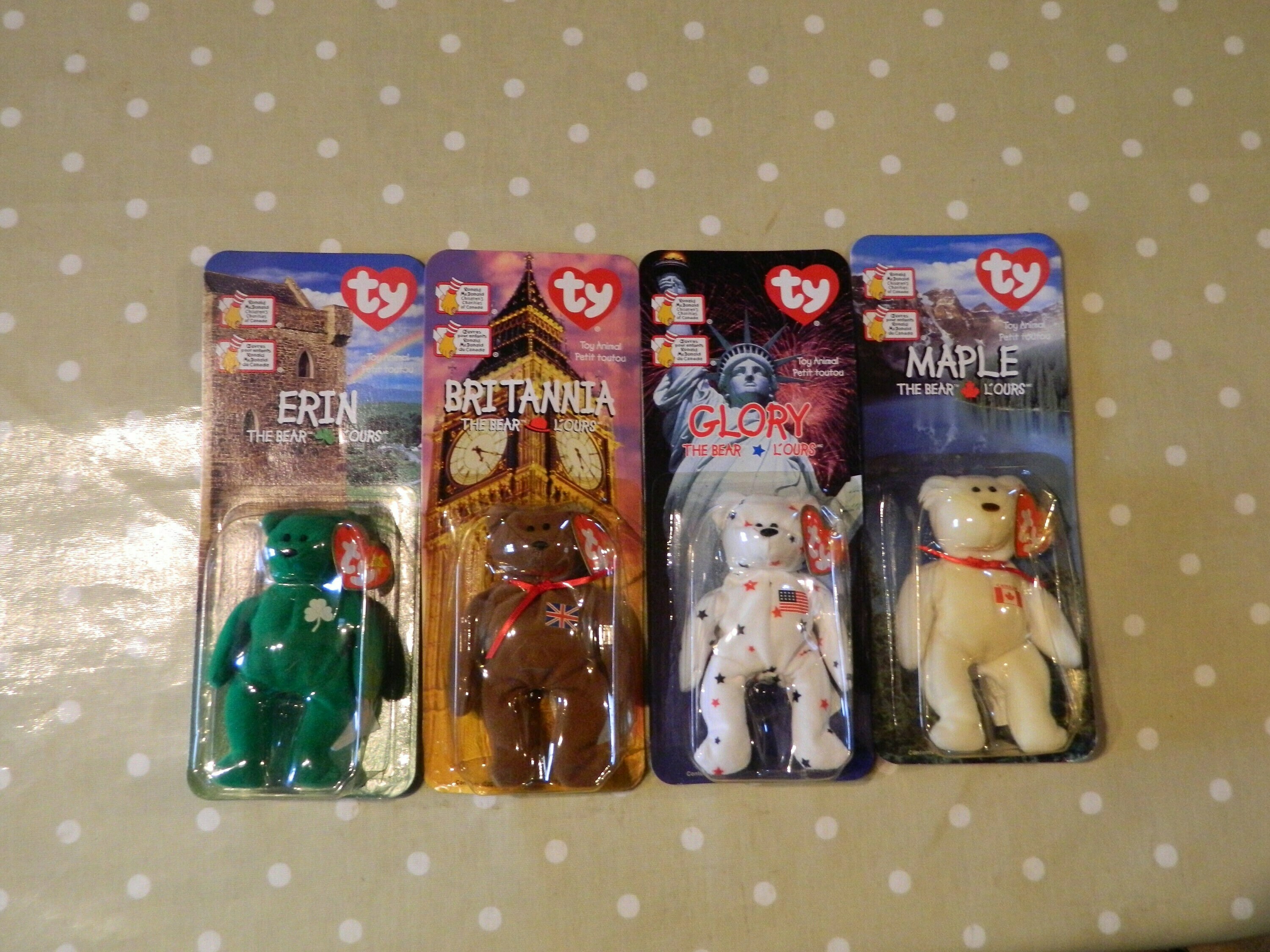 Ty International Mcdonalds Bears Set (1999) Teenie Beanies, Ty