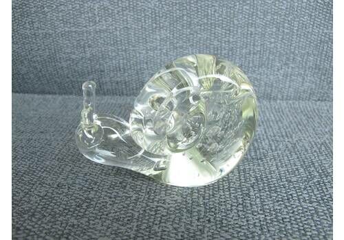 Vintage Clear Glass Snail Paperweight. Lovely Controlled Bubble Smail. Vintage Office Supplies, Vintage Desk, Tidy Desk.