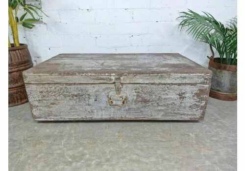 Vintage Indian Wooden Merchants Storage Trunk Chest Blanket Box Coffee Table