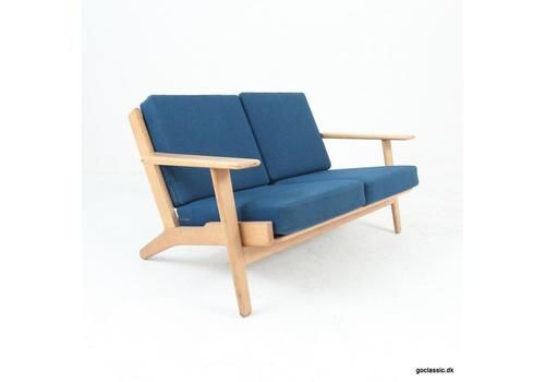  Wegner Sofa In Lacquered Oak