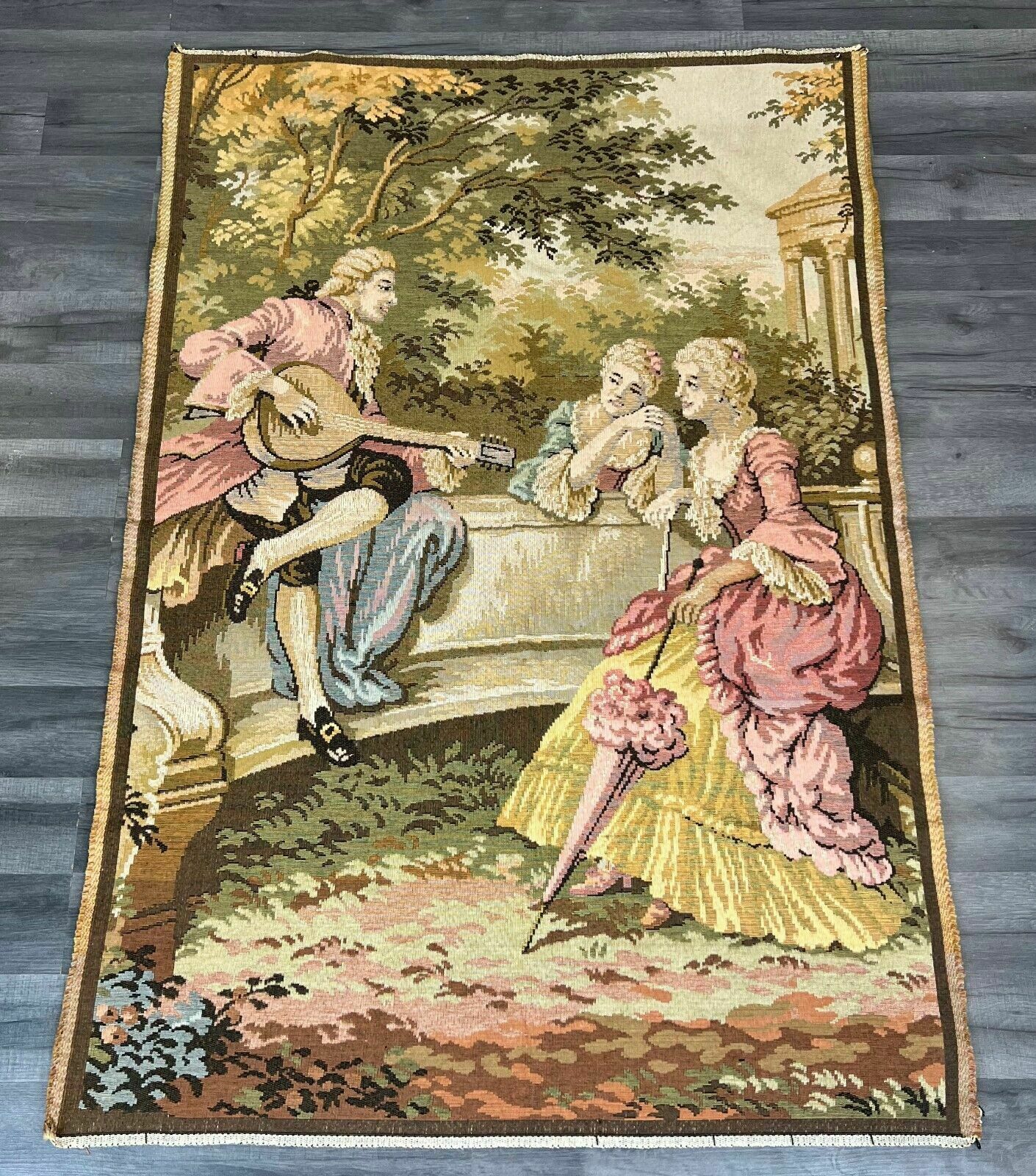 Tapis Mural (gobelin) Vintage Maison Dans La Forêt - 64 X 158 Cm - Occasion Bon état (petit Accroc)