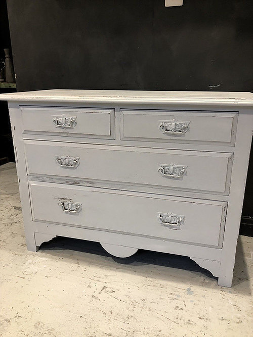 White Painted Antique Chest Of Drawers 2 Over 2 Vinterior