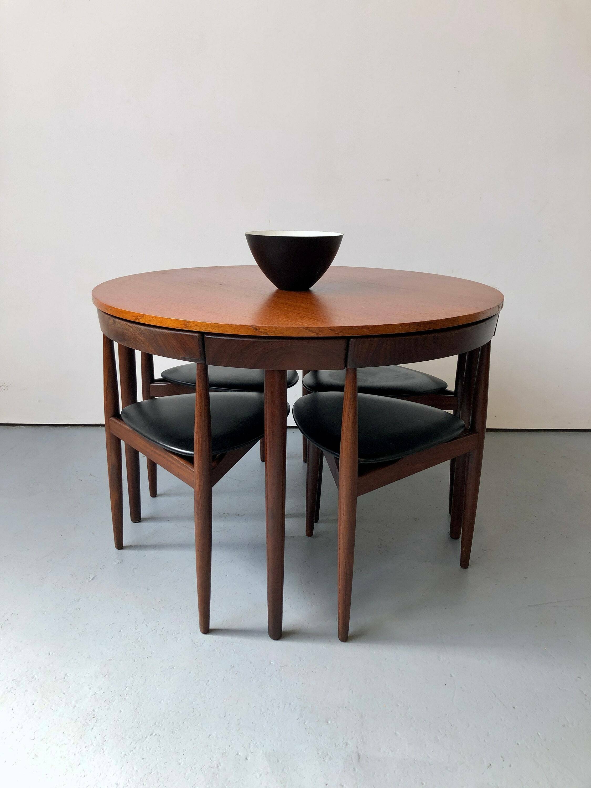 Dinette Set - Unclaimed Freight