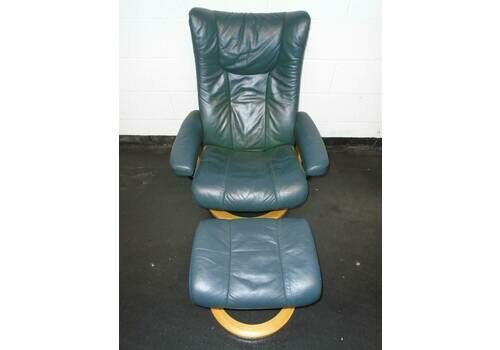 Ekornes Stressless Green Leather Swivel Recliner Armchair & Footstool   Free Delivery Within 50 Miles, Further Afield At Cost.