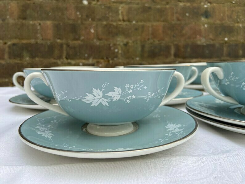 Six To Eight Place Mid Century Reflection Royal Doulton Dinner