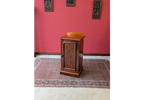 Antique Victorian Mahogany Pot Cupboard Bedside Circa 1880
