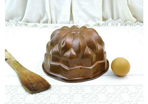 Antique French Tin Lined Copper Dessert Jello Mold, Vintage Decorative Chateau Kitchen Metal Decor From France, Retro Charlotte Pudding