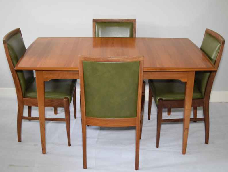 Alfred Cox Heals Dining Table And 4 Chairs Vinterior