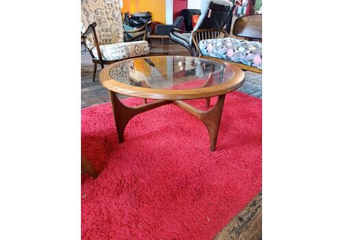 Mid Century Round Coffee Table By Stonehill   Teak And Glass, 1960s Stateroom Range