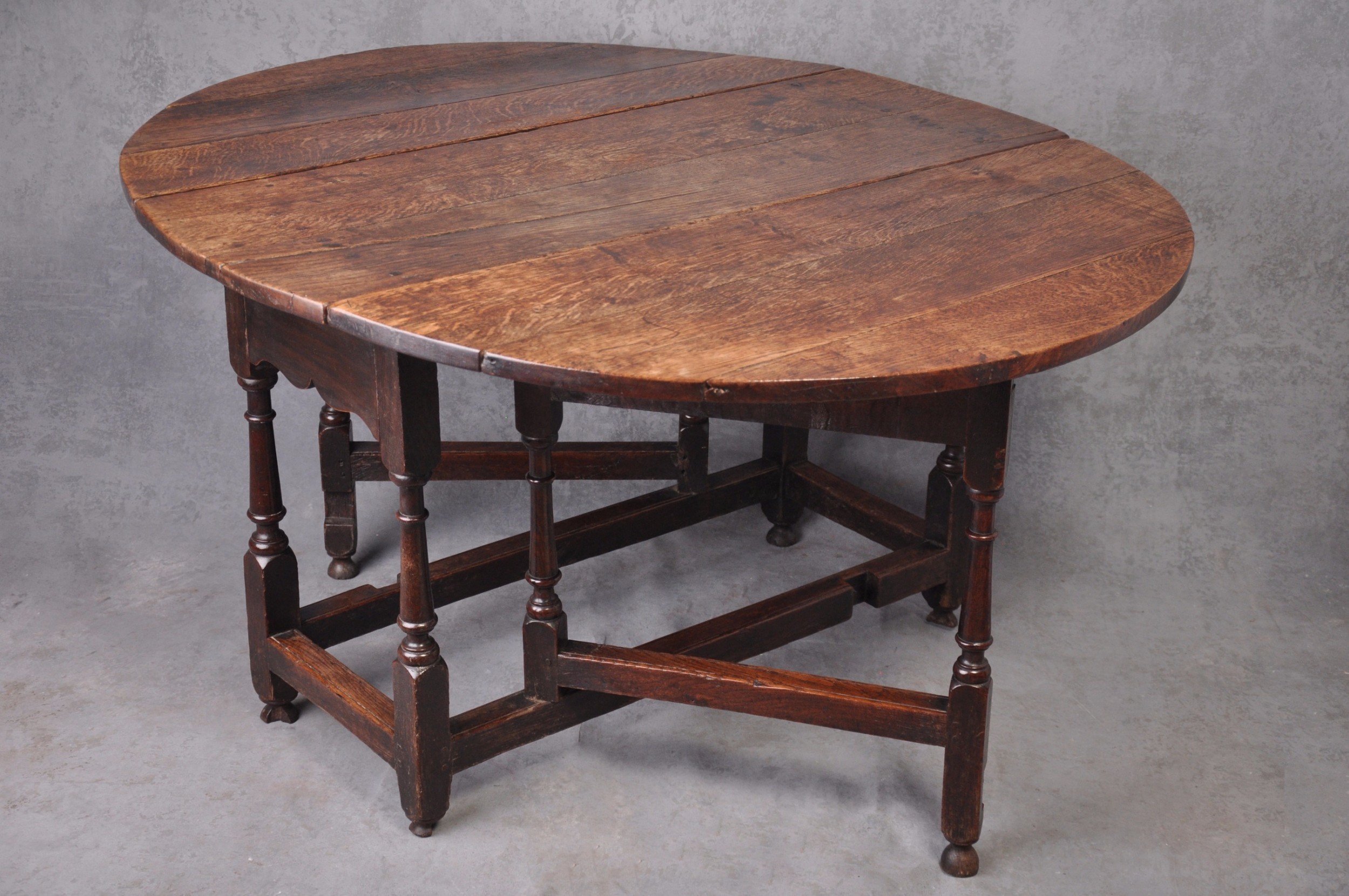 Late 17th Century Oak Gateleg Dining Table Vinterior