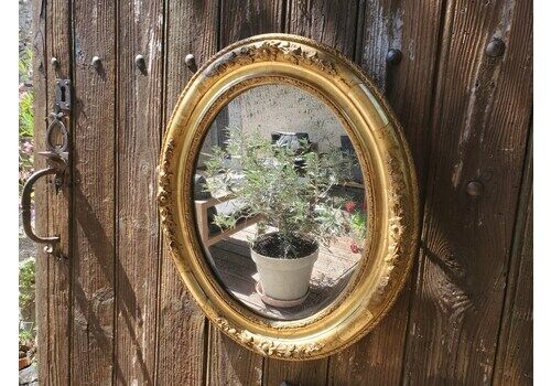 French Gold Leaf Oval Wall Mirror / 19th C Oval Floral Gold Leaf Mirror / Antique Oval Wall Mirror With Original Mercuy Glass / 19c Mirror