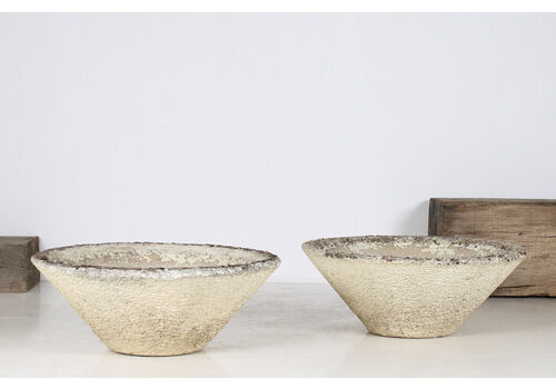 A Large Pair Of Mid Century Modernist Concrete Planters In The Manner Of Willy Guhl
