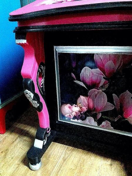 Stunning Fuchsia Pink And Black Davenport Desk Bureau With Outsize Florals Vinterior Stunning Fuchsia Pink And Black Davenport Desk Bureau With Outsize Florals Vinterior