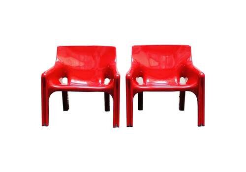 Vico Magistretti For Artemide Pair Of Red Vicario Chairs, Italy 1970s
