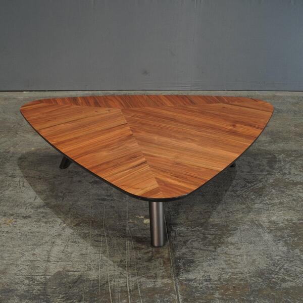 Minotti Sullivan Triangular Coffee Table By Rodolfo Dordoni photo furniture