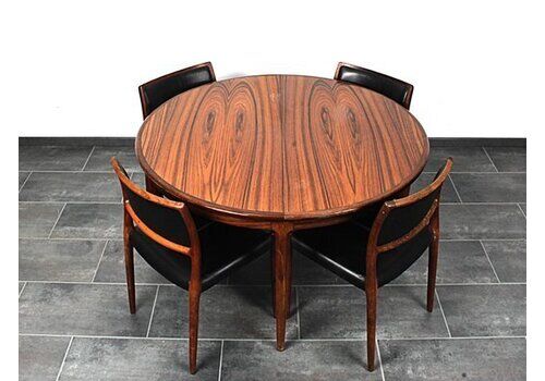 Møller Rosewood Set Of Table And Chairs Model 80 By Niels Otto (N. O.) Møller For J.L. Møllers, 1960s, Set Of 5