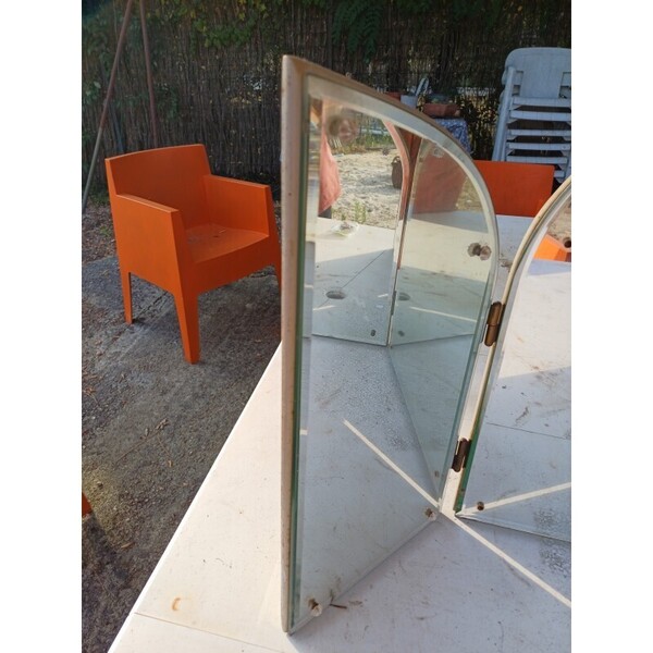 Beveled Triptych Mirror photo furniture