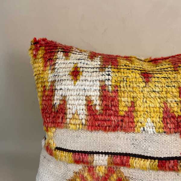 Moroccan Berber Kilim Blend Cushion Carpet Pillow Feather Handmade 58x38cm Beige Red Abstract Feather Filled Handwoven Traditional Rectangle photo furniture