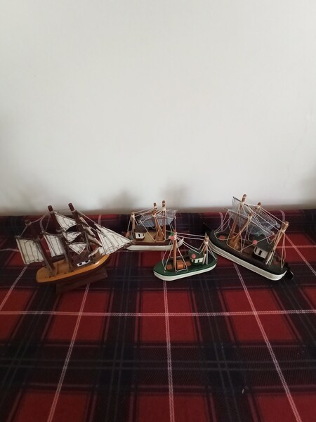 Set Of 4 Model Sailing Ships. Good Condition. photo furniture