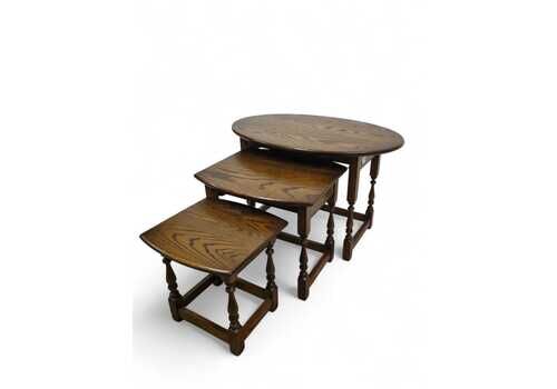 Vintage Old Charm Wood Bros / Oval Oak Nest Of 3 Tables / C1970