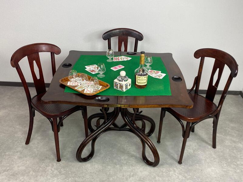 Thonet Card Table photo furniture