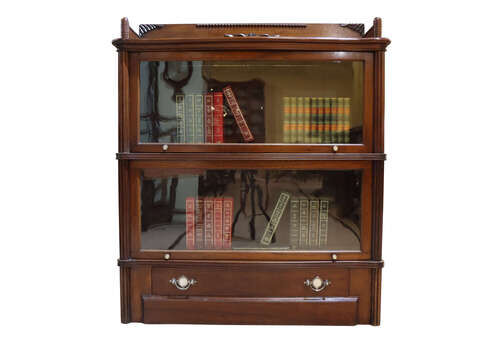 Wernicke Patent Elastic Bookcase With 2 Shelves And Drawer – Dated 1900