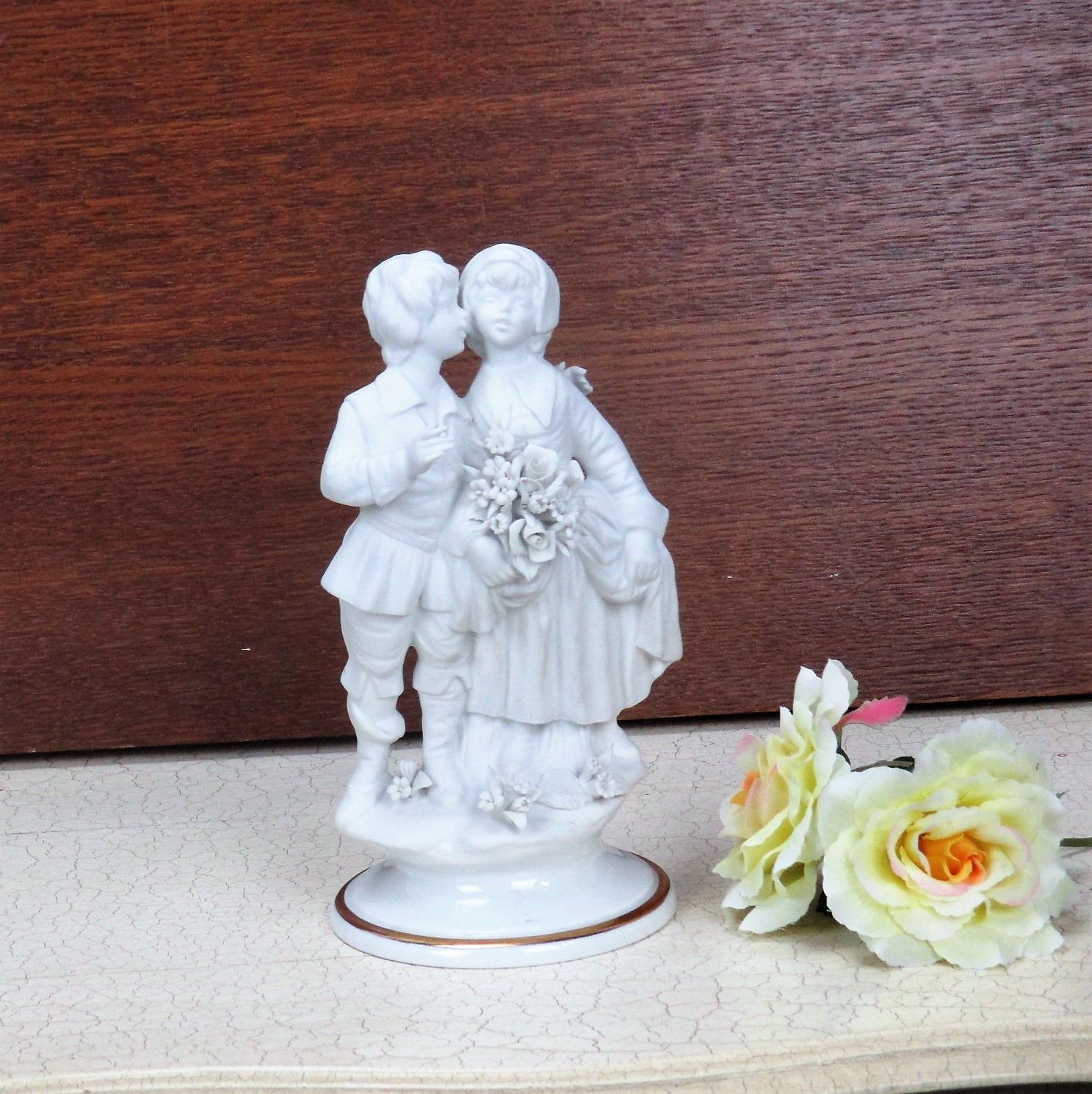 ◯capodimonte marcolin/イタリア製、磁器人形、フィギュリン Stunning Figurine Couple Marcolin Capodimonte Porcelain Bisque