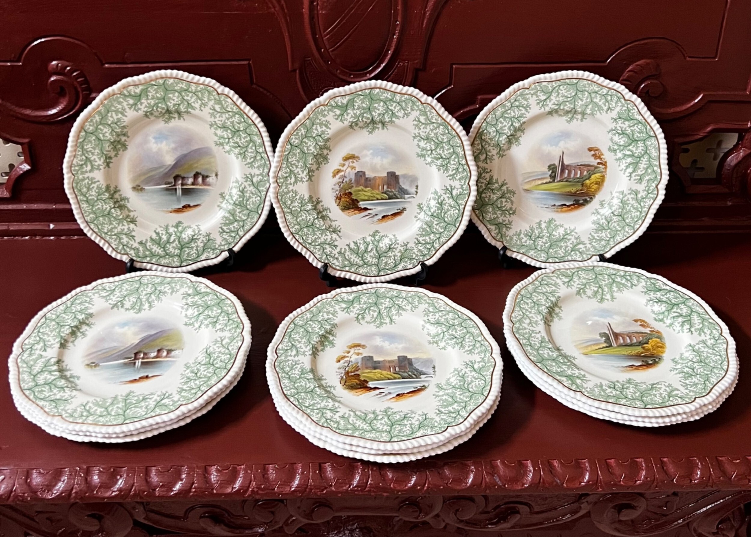 Iconic Spode Plate Vinterior