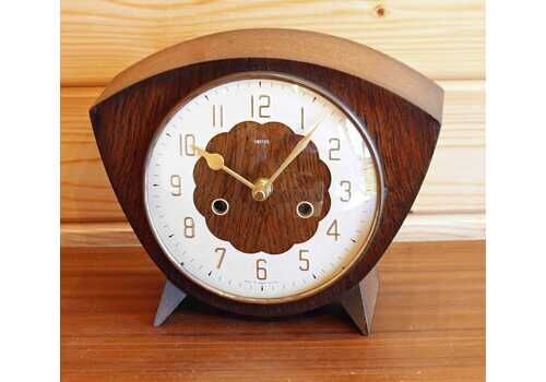Vintage Smiths Mantel Clock   23cm Wooden Retro Mid Century Style 1950s Desk Clock Off The Wall Clocks