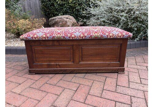 Late 19th Century Box Window Seat