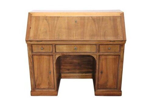Antique Writing Desk In Walnut, 1820s