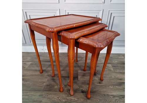 Antique Nest Of 3 Tables Queen Anne Occasional Side Vintage Wooden Retro Carved