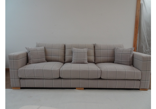 George Smith Large Square Arm Sofa In Soft Grey Check In Good Condition