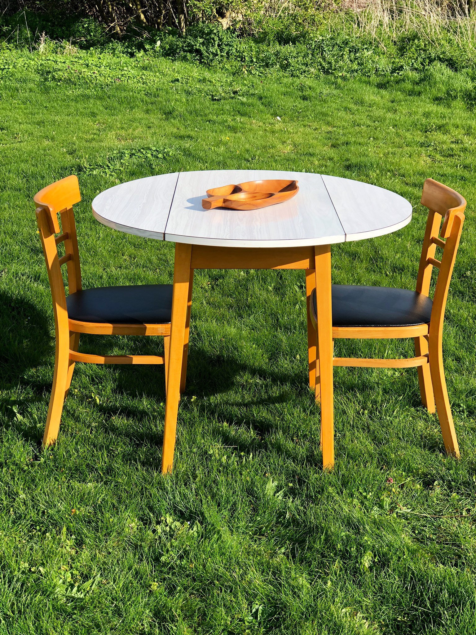 Rare Round 60 S Formica Table Vinterior