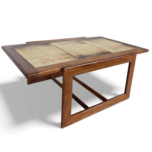 Mid Century Teak & Tile Coffee Table – 1960s Sledge Base Design | Vinterior