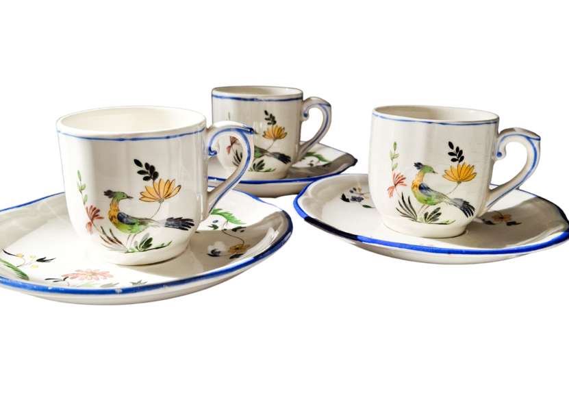 Set Of 3 Vintage Cups And Saucers From Gien, France | Vinterior