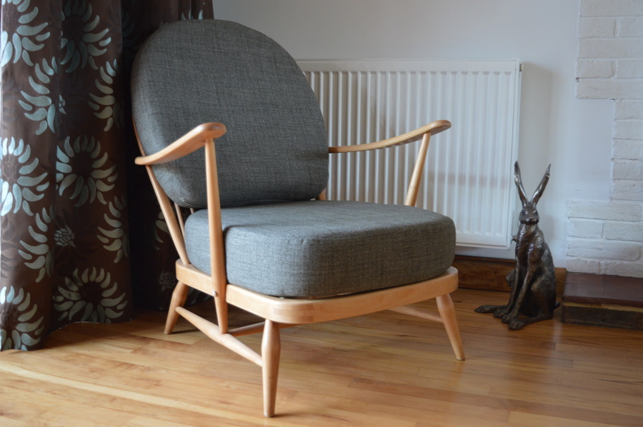 Ercol 203 Windsor Chair In Grey Vinterior Ercol 203 Windsor Chair In Grey Photo 1
