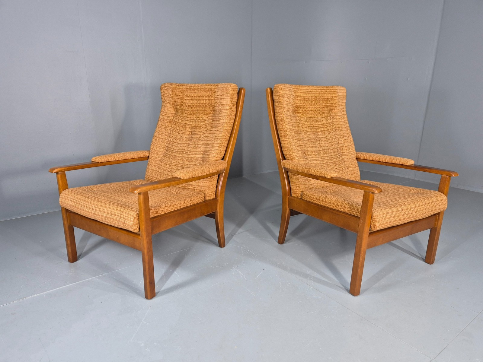 Cintique Chairs For Sale | Vinterior