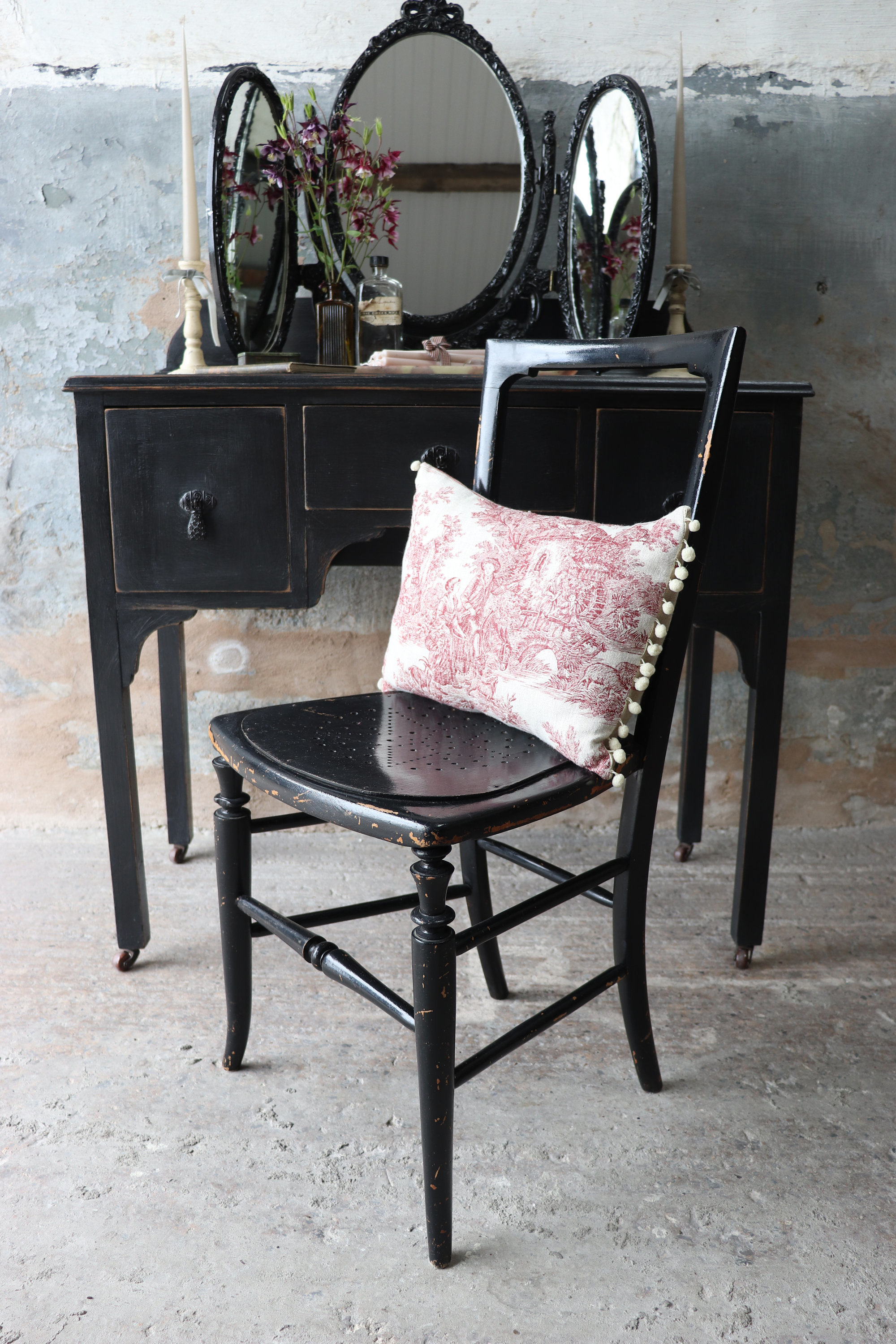Original Black Gloss Painted Vintage Bedroom Or Desk Chair