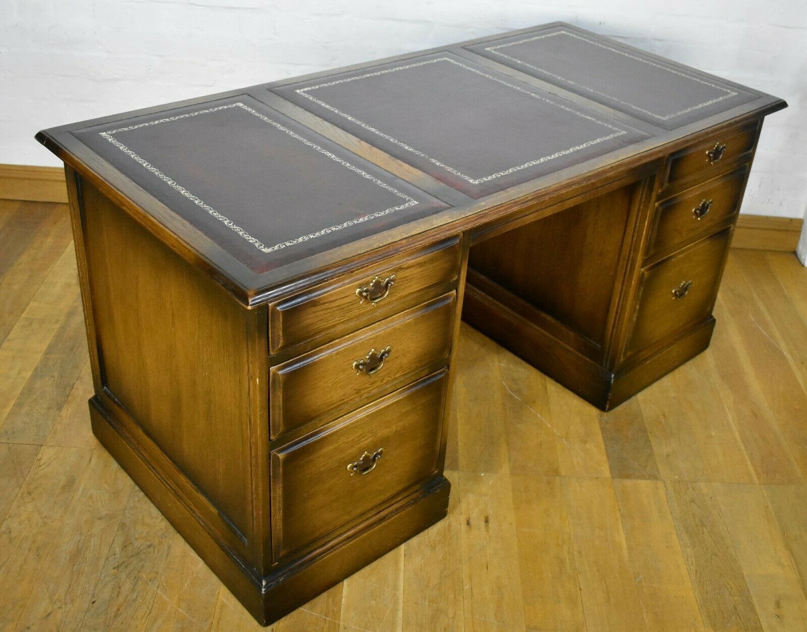 Antique Style Large Pedestal Oak Leather Top Writing Desk
